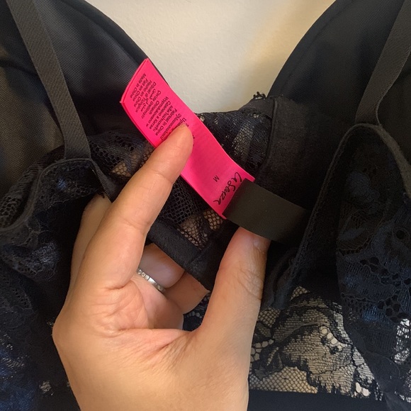 2 Bra Set! Size C36 and medium Black la senza with removable push up inserts - Picture 6 of 11